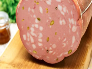 Mortadella Sliced (+/-110g)